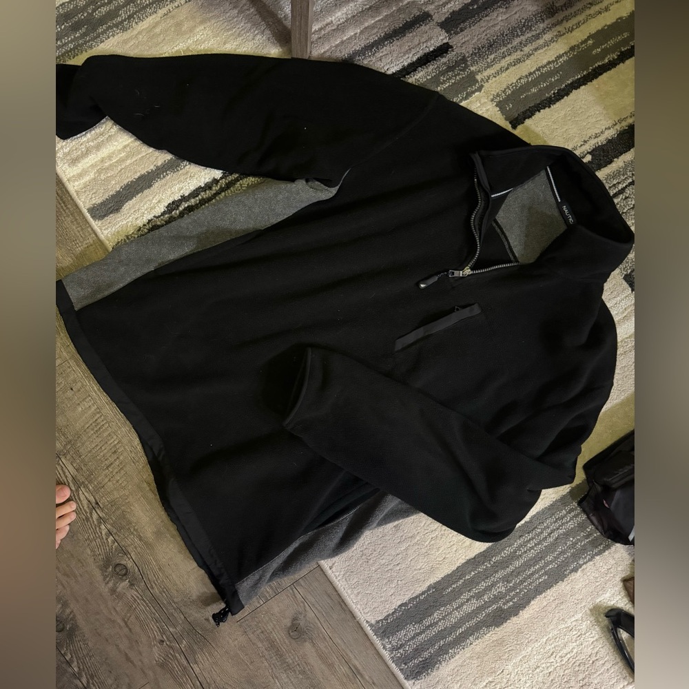 Nautica sweater